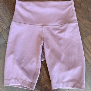 Lululemon Athletica Wunder Train High-rise Short 6” Twilight Rose size 4